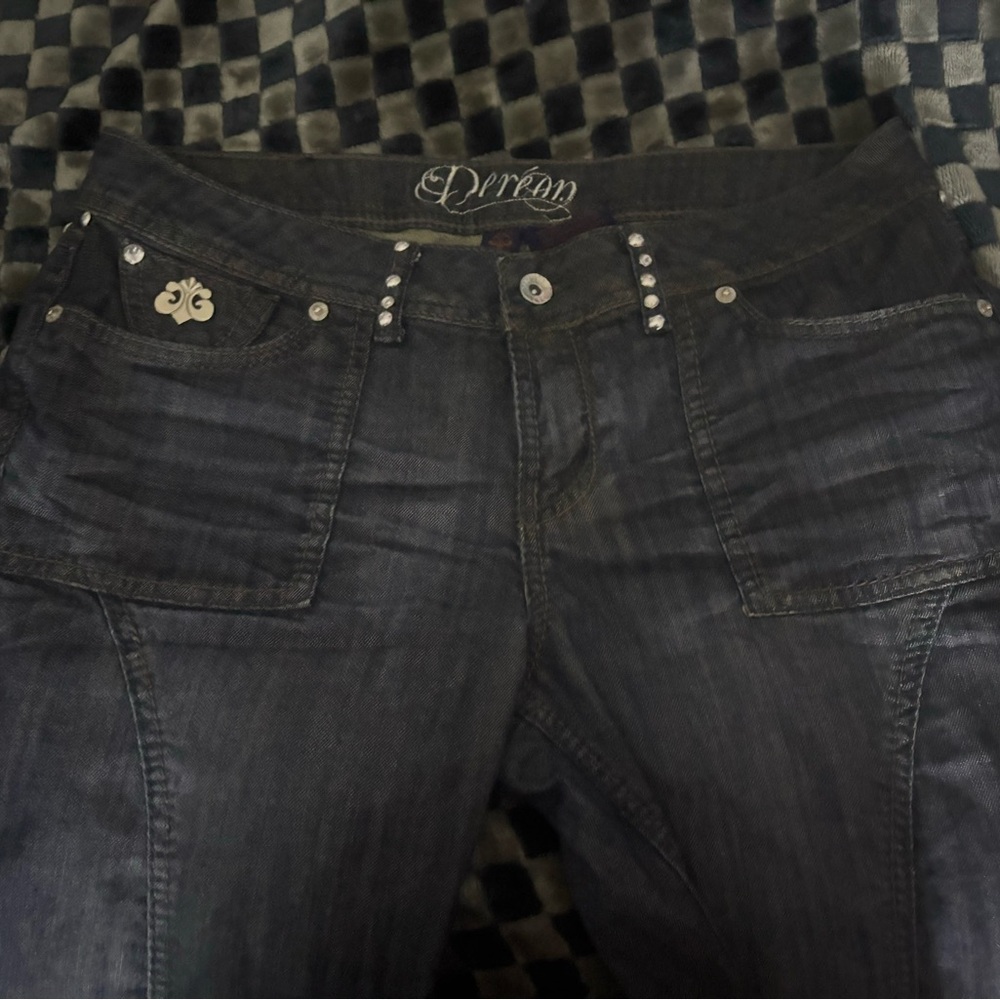 Y2K BAGGY JORTS!!!

Condition: Great and with a couple missing rhinestones